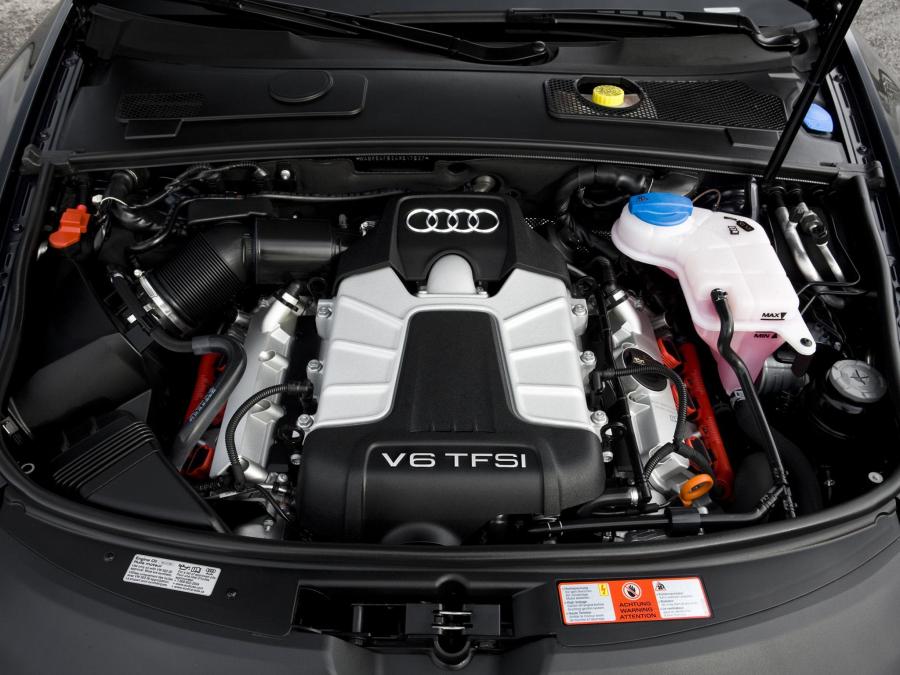 Моторный отсек Audi A6 3.0T Quattro Sedan (4F, C6) 2008 года  (NA) (фото 32 из 34)